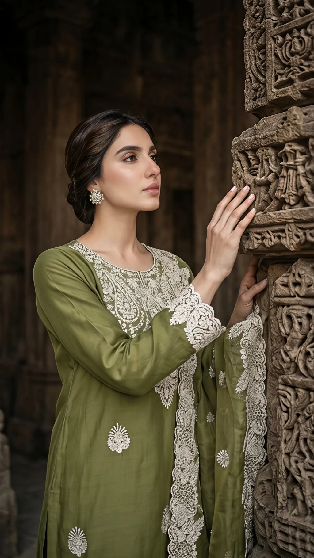 Olive Noor Lace Suit Set