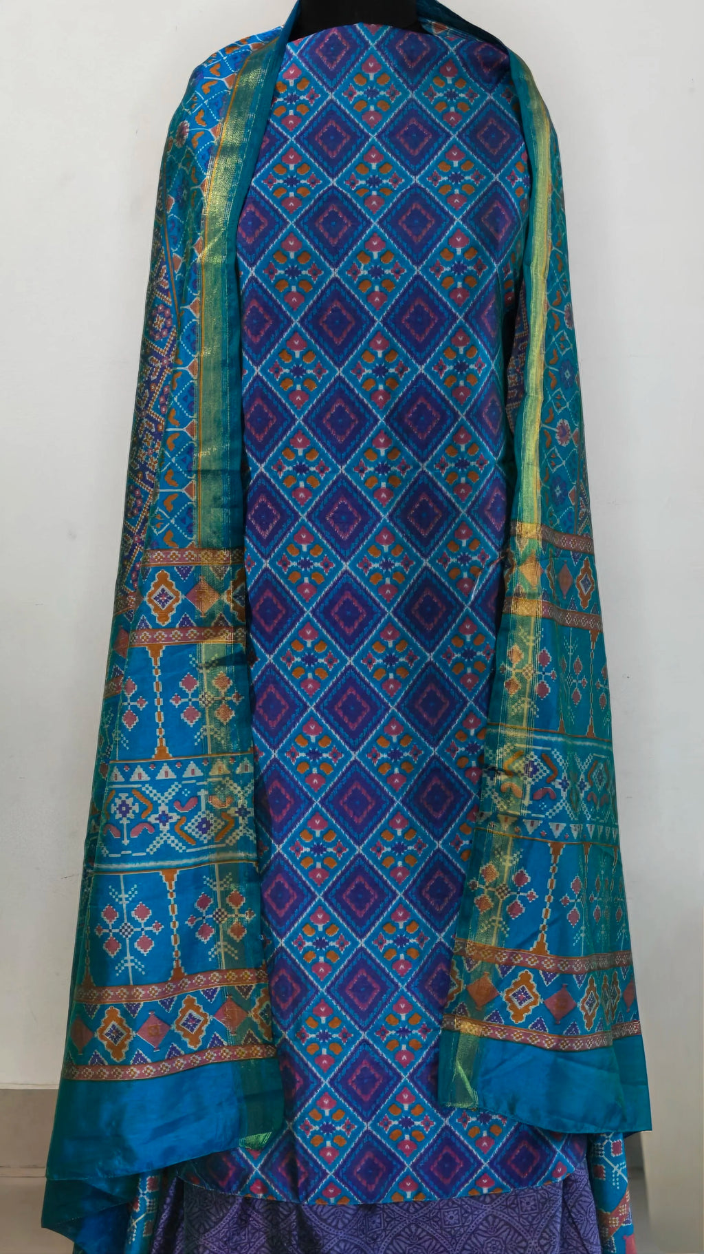 Royal Amethyst Heritage Suit Set