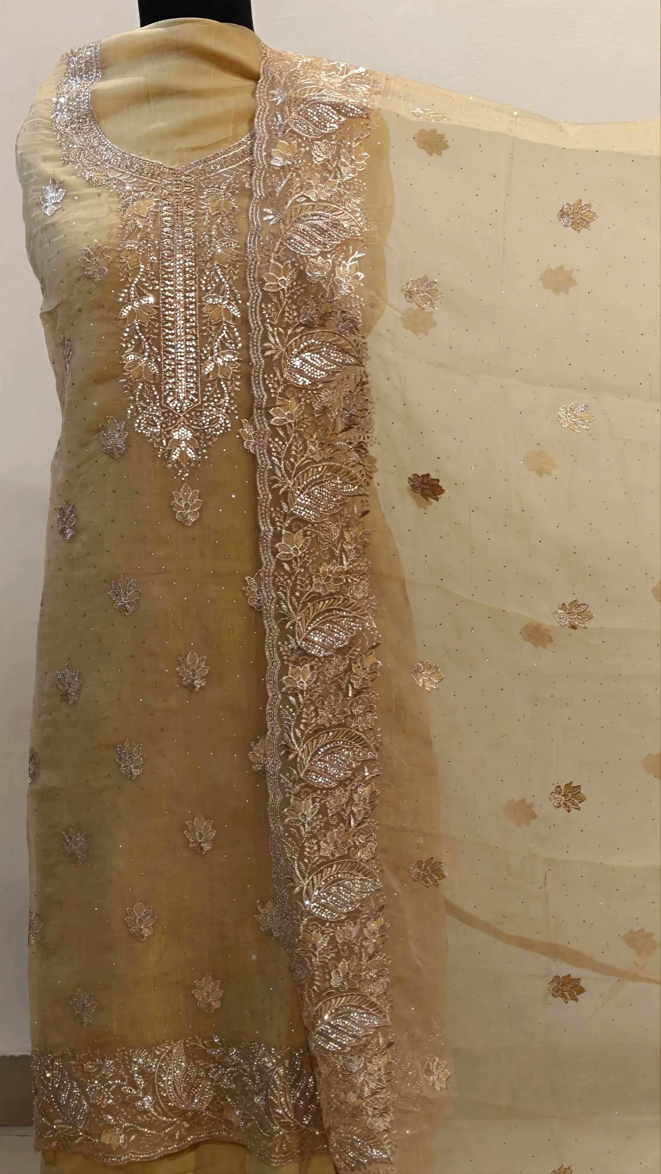 Golden Sand Elegance Suit Set