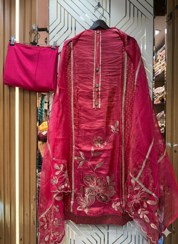 SIMAR SUITS